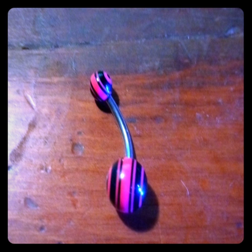 Belly button jewelry